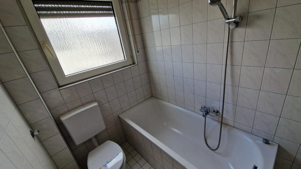 Dachgeschoßwohnung Rodgau - 3 Zimmer, 66 m&sup2;, 899&euro; | Angebot:25309221