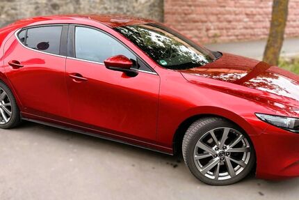 Mazda 3 85.000 km 17.900 &euro; Offenbach am Main 63075