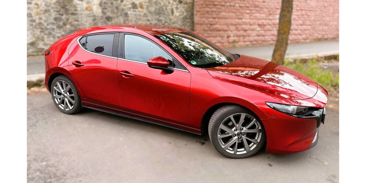 Mazda 3 85.000 km 17.900 &euro; Offenbach am Main 63075