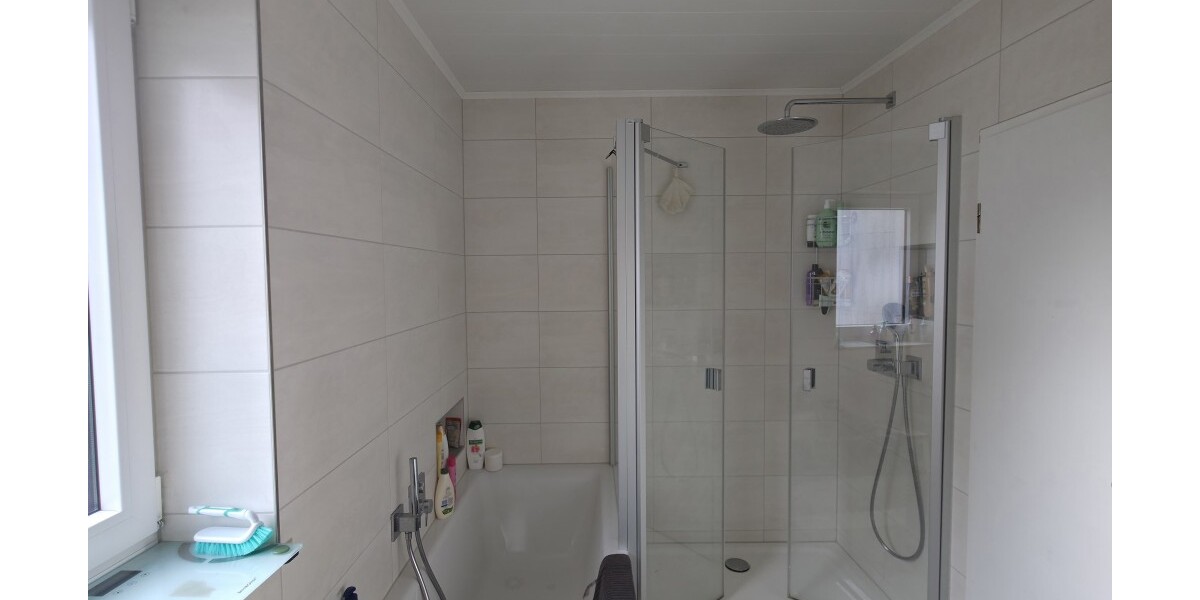 *Großzügige 6-Zi.-Maisonette-Wohnung mit großer Dachterrasse in ruhiger Wohnlage von Mühlheim (OT)* - Maisonettenwohnung Mühlheim | Angebot:23809473