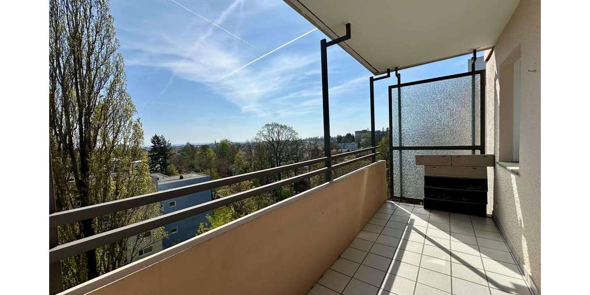 Etagenwohnung Bad Homburg Gonzenheim - 2.5 Zimmer, 70 m&sup2;, 930&euro; | Angebot:25933458