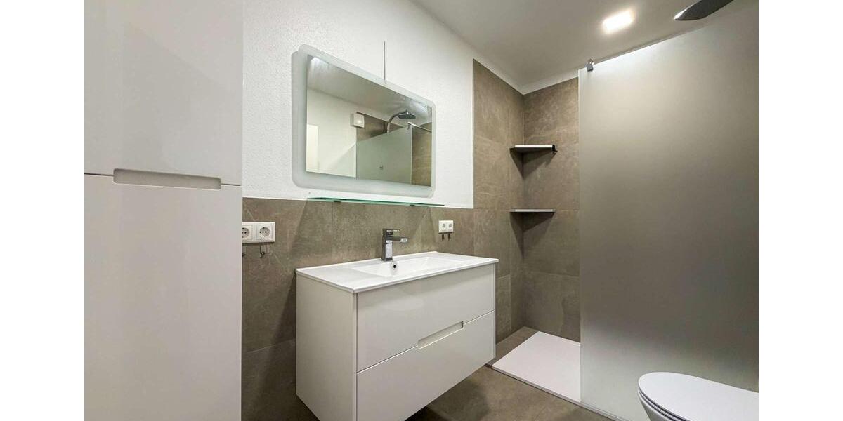 Dachgeschoßwohnung Friedberg (Hessen) - 3 Zimmer, 82 m&sup2;, 1.045&euro; | Angebot:24802461