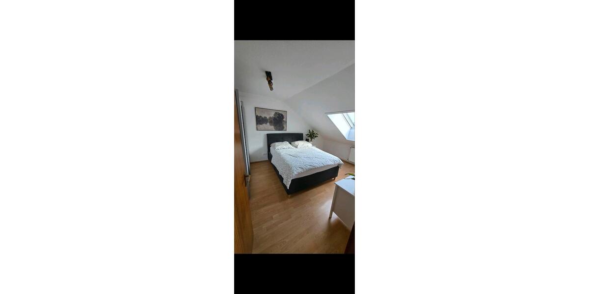 Dachgeschoßwohnung Offenbach am Main Buchrain - 3 Zimmer, 75 m&sup2;, 820&euro; | Angebot:25950854