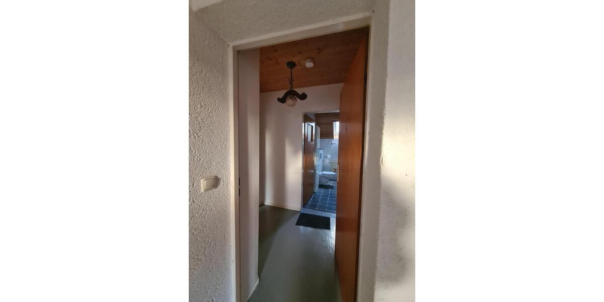 Etagenwohnung Bruchköbel - 2 Zimmer, 63 m&sup2;, 650&euro; | Angebot:25653885