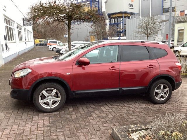 Nissan Qashqai+2 193.000 km 6.399 &euro; Frankfurt am Main 65933