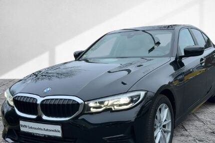 BMW 320 69.689 km 29.877 &euro; Frankfurt 60314