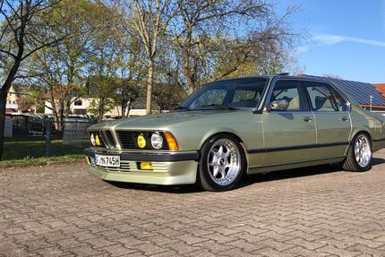 BMW 745 145.000 km 22.499 &euro; Hainburg 63512