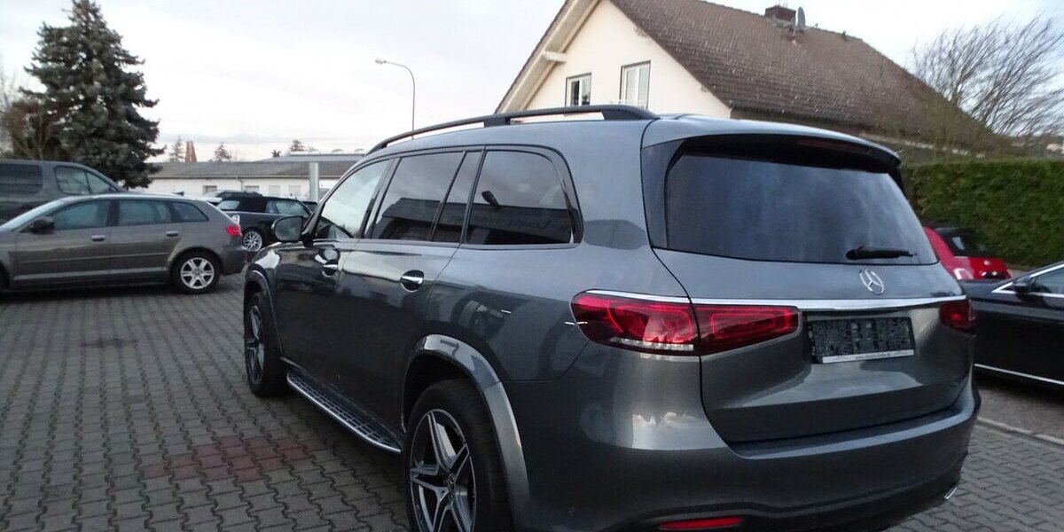 Mercedes-Benz GLS 400 d 4M AMG Line, Standheizung, Panoramadach, 141.746 km 66.890 &euro; Rodgau 63110