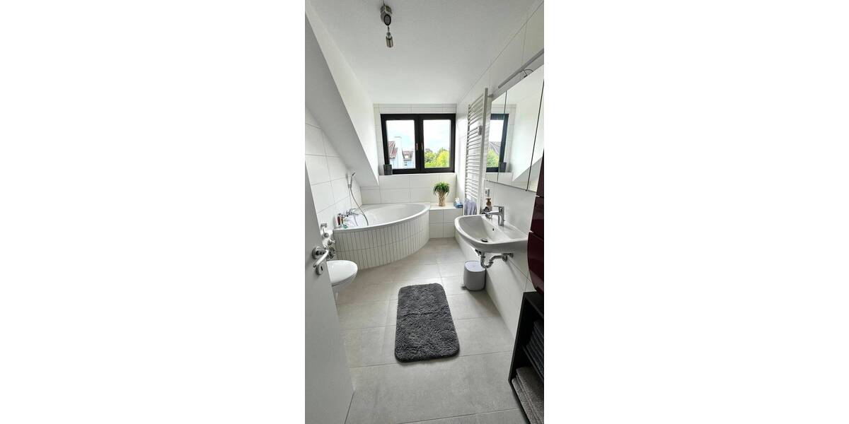 Etagenwohnung Aschaffenburg Schweinheim - 3 Zimmer, 99 m&sup2;, 425.000&euro; | Angebot:25732212