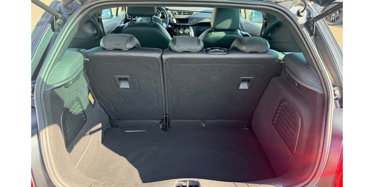 Citroen DS3 1.6 SportChic 64.010 km 5.499 &euro; Frankfurt 60386