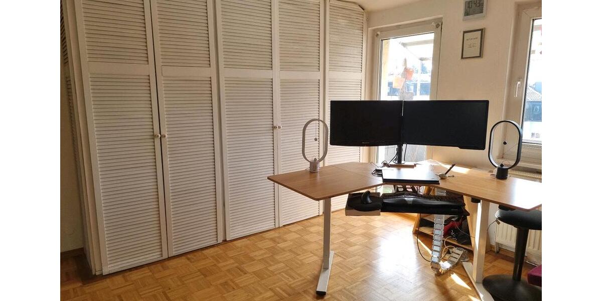 Dachgeschoßwohnung Frankfurt am Main Nord-West - 3 Zimmer, 62 m&sup2;, 360.000&euro; | Angebot:26056323