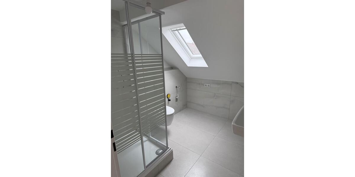 Dachgeschoßwohnung Offenbach am Main Bürgel - 2.5 Zimmer, 52 m&sup2;, 1.000&euro; | Angebot:25210854