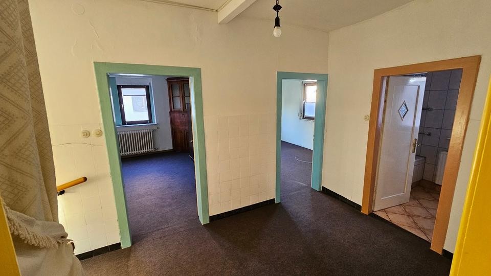 Einfamilienhaus Hösbach - 9 Zimmer, 162 m&sup2;, 335.000&euro; | Angebot:26975378