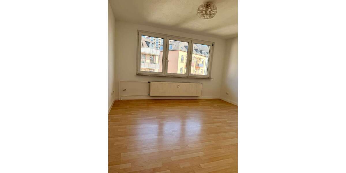 Etagenwohnung Frankfurt Sachsenhausen Süd - 1 Zimmer, 30 m&sup2;, 795&euro; | Angebot:26636387