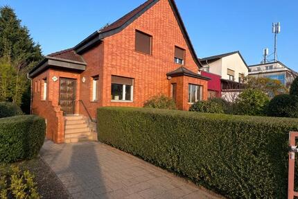 Haus Hanau Groß-Steinheim - 6 Zimmer, 135 m&sup2;, 2.200&euro; | Angebot:27650247