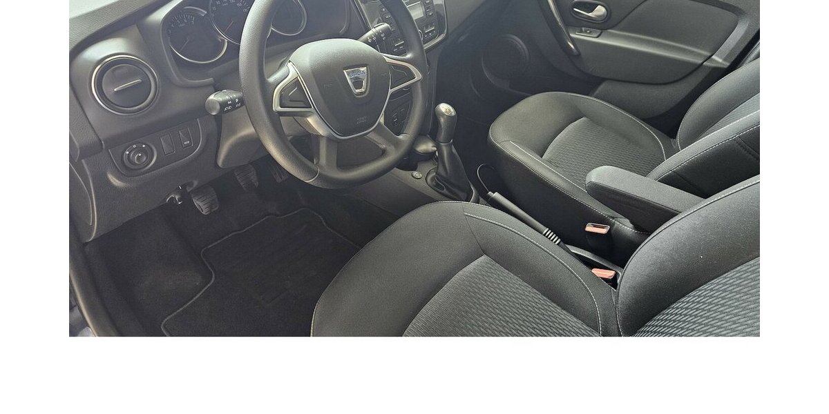 Dacia Logan Laureate+ LPG + AHK + Insp.TÜV AU + NEU + 140.000 km 5.745 &euro; Schwalbach/Taunus 65824
