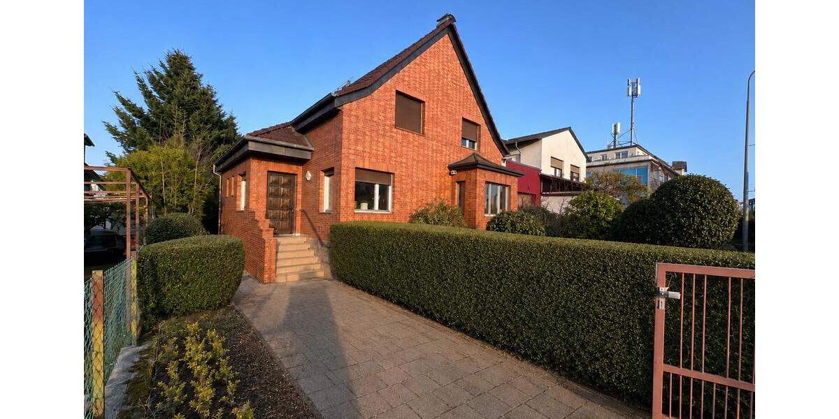Einfamilienhaus Hanau Groß-Steinheim - 6 Zimmer, 135 m&sup2;, 2.250&euro; | Angebot:27735834