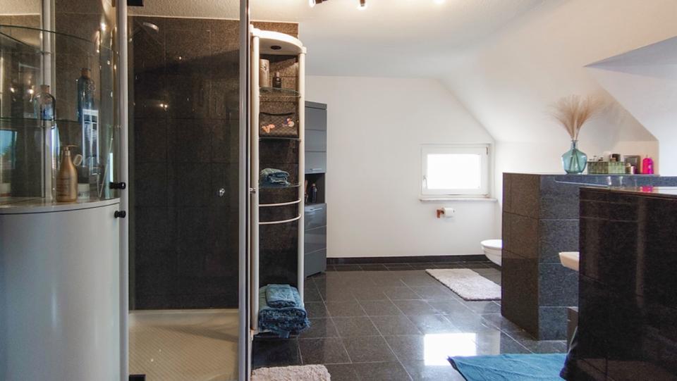 Maisonettenwohnung Langen (Hessen) - 5 Zimmer, 260 m&sup2;, 1.300&euro; | Angebot:25920469