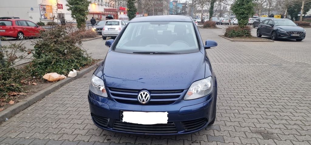 VW Golf Plus 192.000 km 2.490 &euro; Frankfurt am Main 65933