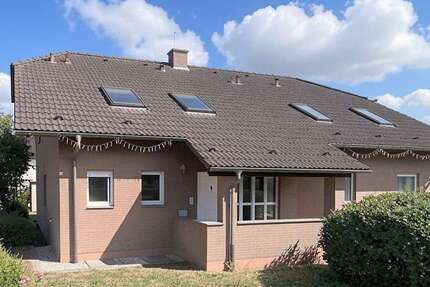 Haus Bad Vilbel - 3.5 Zimmer, 120 m&sup2;, 1.800&euro; | Angebot:27699399