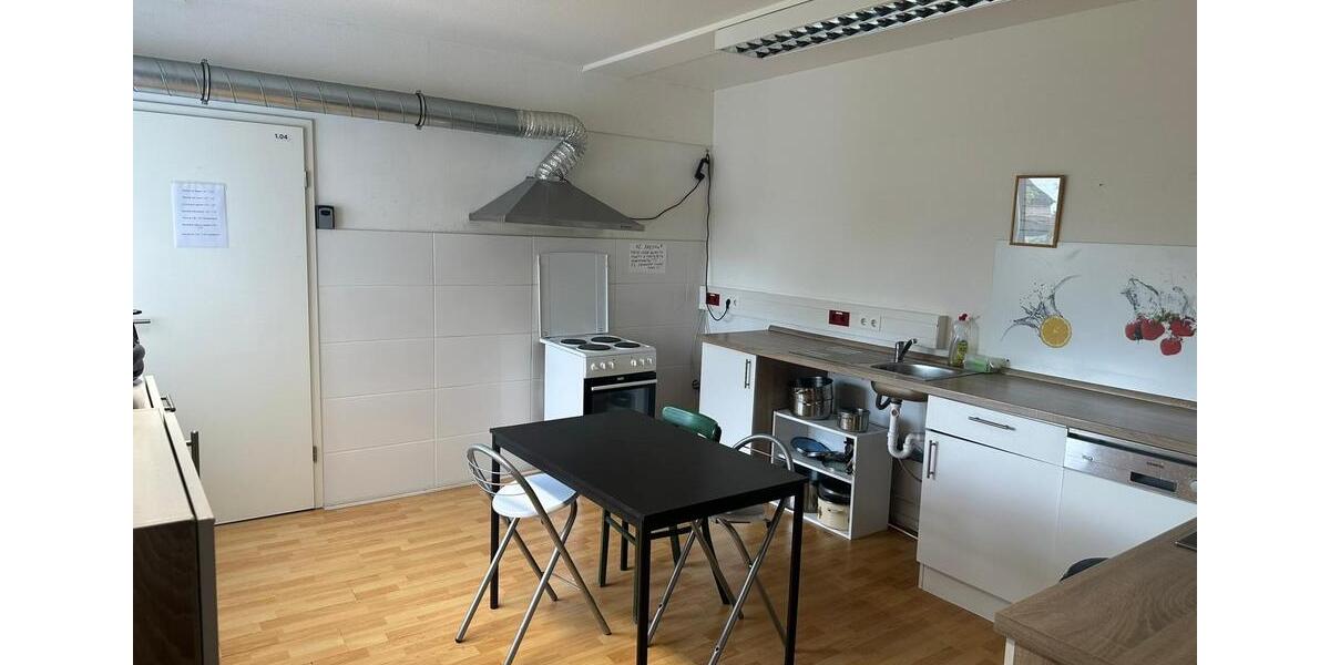 Etagenwohnung Frankfurt am Main - 1 Zimmer, 15 m&sup2;, 500&euro; | Angebot:24315077