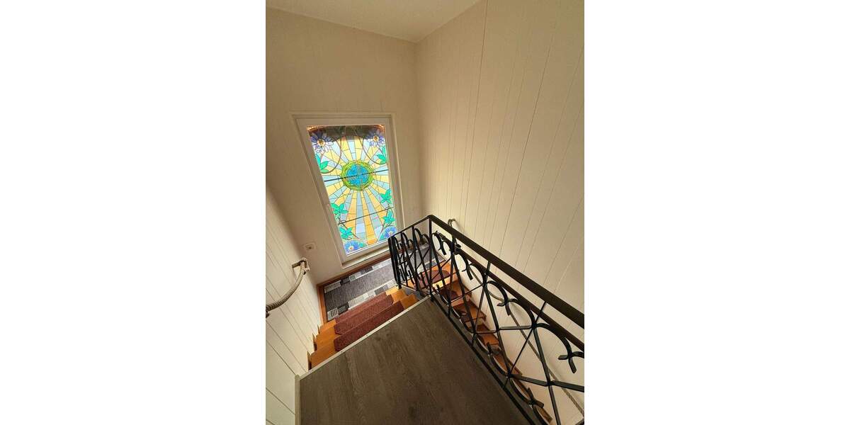 Mehrfamilienhaus, Wohnhaus Niederdorfelden - 8 Zimmer, 850.000&euro; | Angebot:25701227