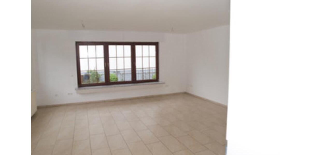 Erdgeschoßwohnung Glauburg - 2 Zimmer, 72 m&sup2;, 700&euro; | Angebot:25396555