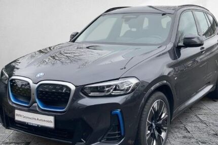 BMW iX3 29.105 km 38.877 &euro; Frankfurt 60314
