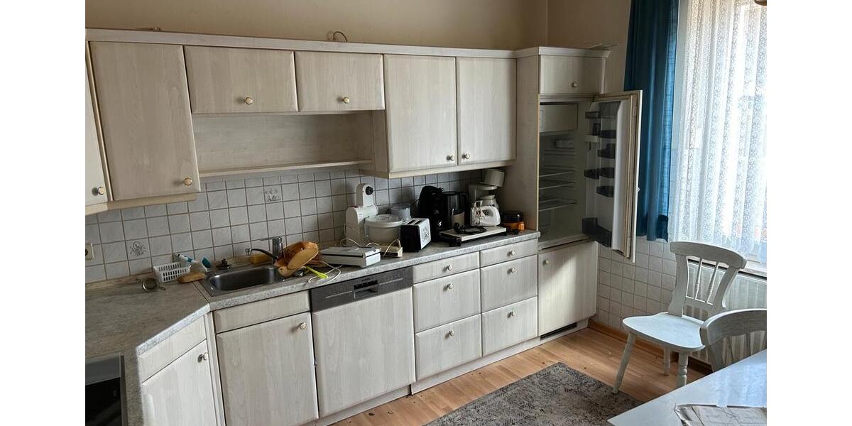 Einfamilienhaus Florstadt - 8 Zimmer, 280 m&sup2;, 2.000&euro; | Angebot:19188722