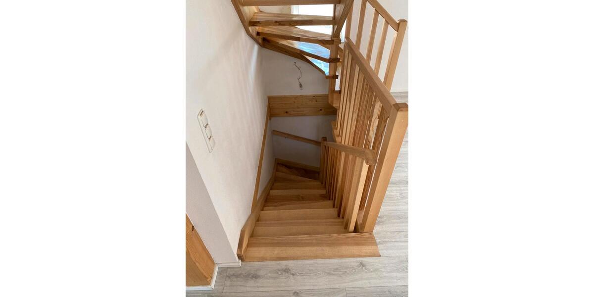 Etagenwohnung Niederdorfelden - 3 Zimmer, 80 m&sup2;, 1.200&euro; | Angebot:26045054