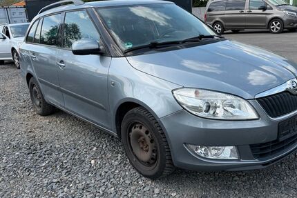 Skoda Fabia 213.731 km 2.900 &euro; Biebergemünd-Kassel 63599