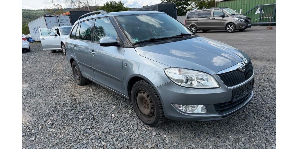 Skoda Fabia 213.731 km 2.900 &euro; Biebergemünd-Kassel 63599