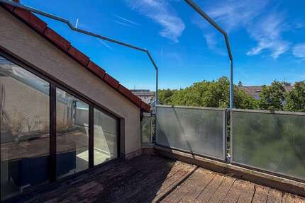 Wohnung Offenbach Bieberer Berg - 5 Zimmer, 136 m&sup2;, 1.750&euro; | Angebot:26857402
