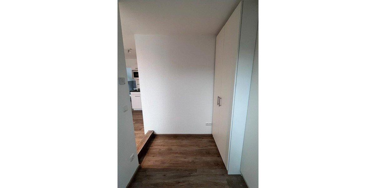 Dachgeschoßwohnung Frankfurt am Main Unterliederbach - 1.5 Zimmer, 27 m&sup2;, 800&euro; | Angebot:27630832