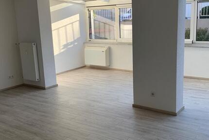 Wohnung Eschborn - 3 Zimmer, 1.300&euro; | Angebot:23059520