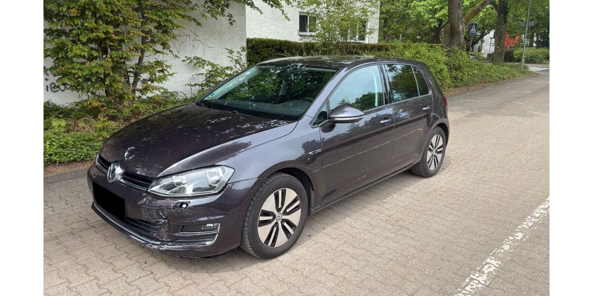 VW Golf 109.000 km 8.300 &euro; Heusenstamm 63150