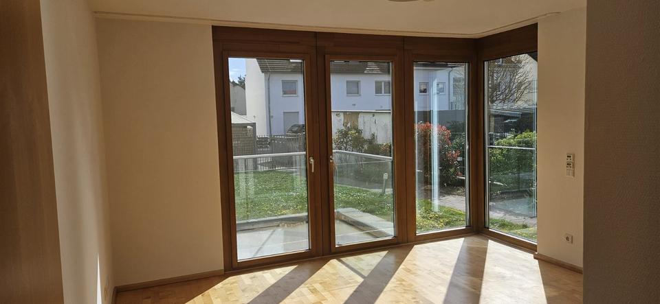 Erdgeschoßwohnung Frankfurt am Main Mitte-West - 4 Zimmer, 128 m&sup2;, 2.050&euro; | Angebot:25923522