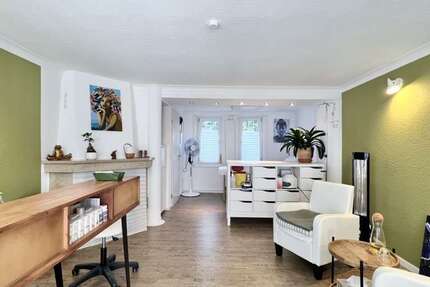 Haus Bad Homburg vor der Höhe Berliner Siedlung/Gartenfeld - 15 Zimmer, 304 m&sup2;, 1.250.000&euro; | Angebot:24732446