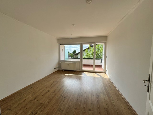 Wohnung mit Aussicht in absoluter Ruhelage von Friedrichsdorf! - Etagenwohnung Friedrichsdorf | Angebot:26644850