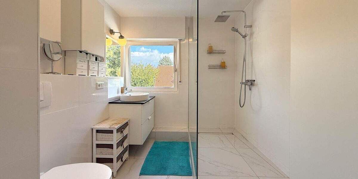 Etagenwohnung Rosbach vor der Höhe Nieder-Rosbach - 6 Zimmer, 162 m&sup2;, 398.000&euro; | Angebot:25676827