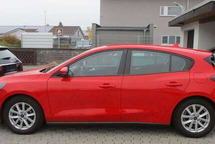 Ford Focus 58.338 km 15.999 &euro; Babenhausen 64832