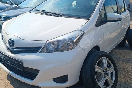 Toyota Yaris 161.000 km 5.000 &euro; Maintal 63477