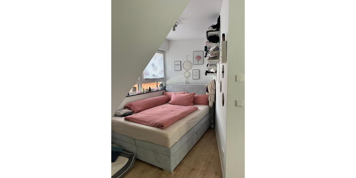 Dachgeschoßwohnung Goldbach - 1 Zimmer, 34 m&sup2;, 550&euro; | Angebot:25978860