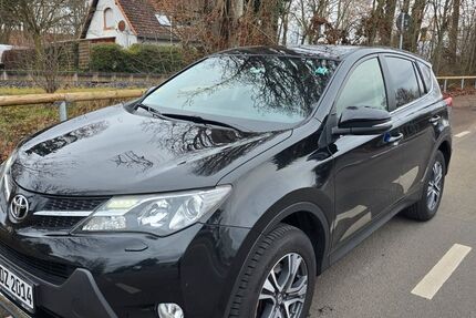 Toyota RAV 4 142.000 km 13.500 &euro; Hanau 63456