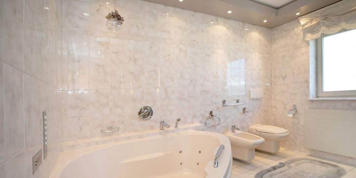 Einfamilienhaus Rödermark Ober-Roden - 7 Zimmer, 248 m&sup2;, 1.190.000&euro; | Angebot:25688990