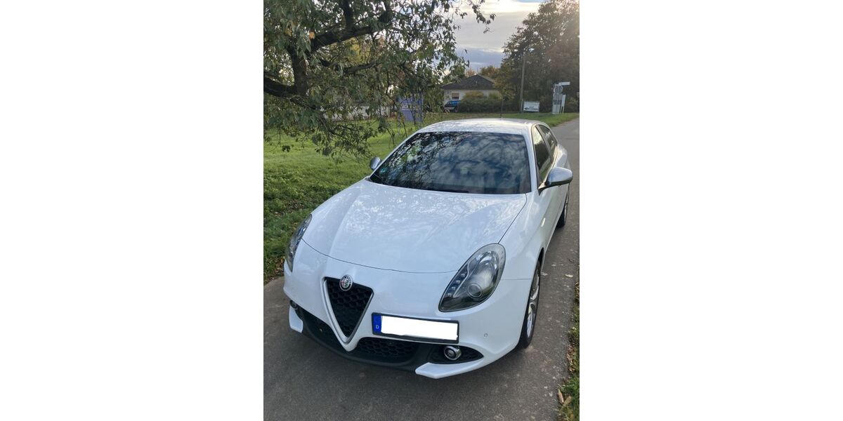 Alfa Romeo Giulietta 135.600 km 8.699 &euro; Frankfurt Höchst 65929