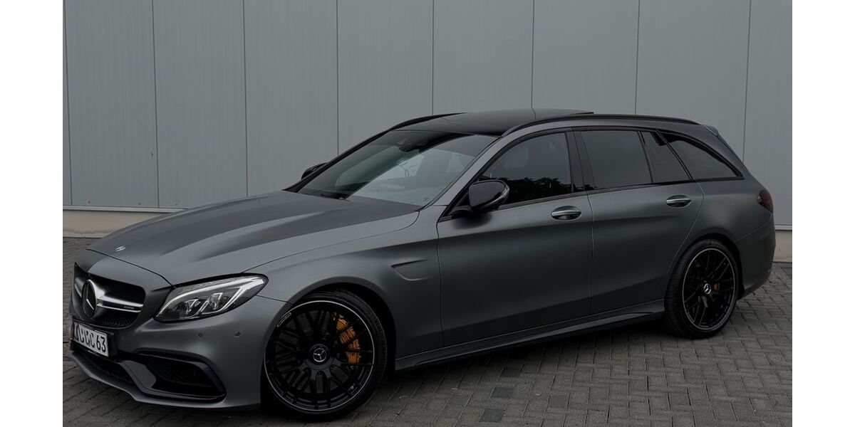 Mercedes-Benz C 63 AMG 155.000 km 38.000 &euro; Limeshain 63674