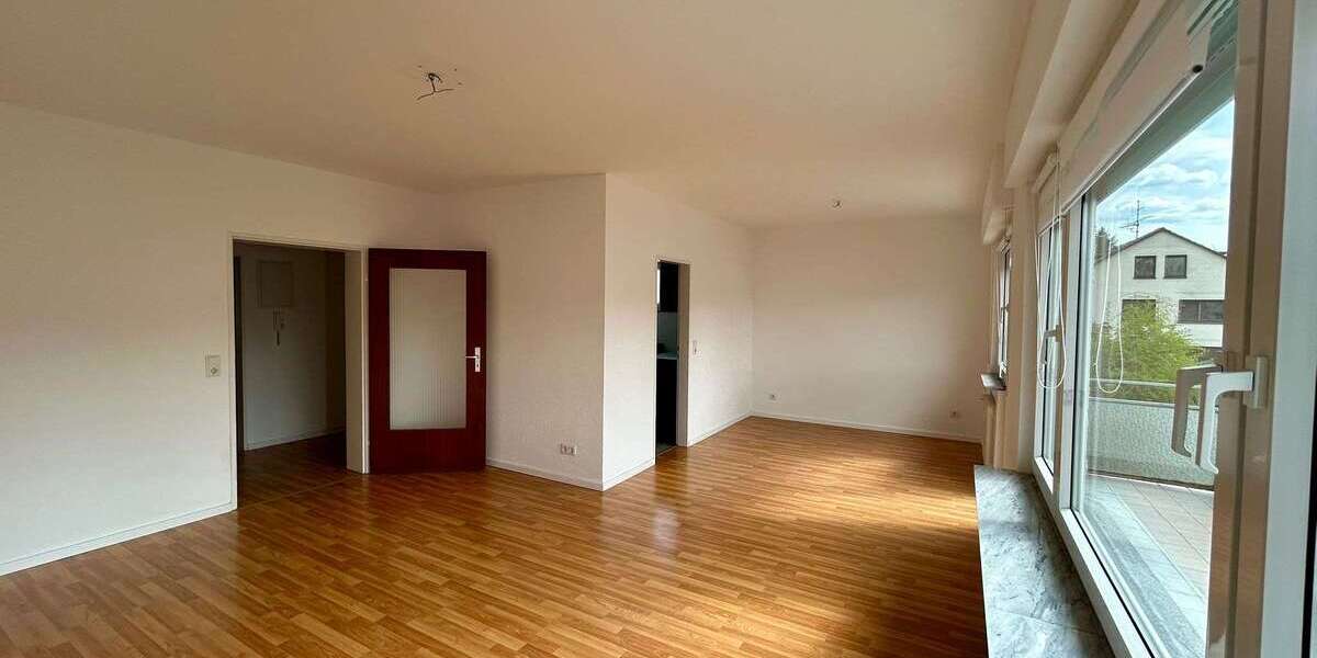 Etagenwohnung Offenbach am Main Bieber - 3 Zimmer, 78 m&sup2;, 1.100&euro; | Angebot:26900972