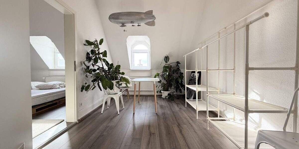 Etagenwohnung Frankfurt am Main Höchst - 3 Zimmer, 92 m&sup2;, 1.850&euro; | Angebot:25769232