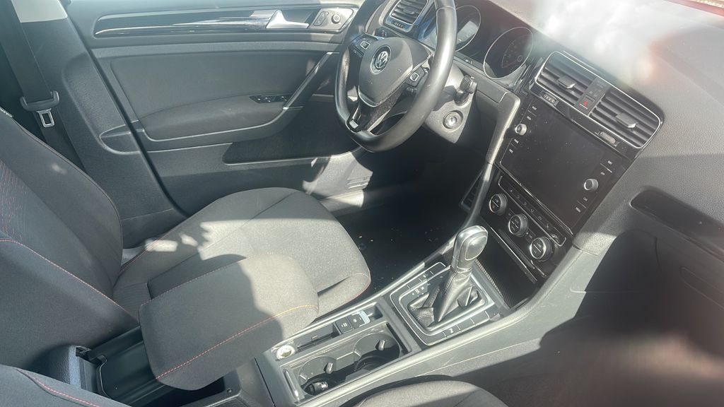 VW Golf 148.000 km 12.499 &euro; Sulzbach (Taunus) 65843